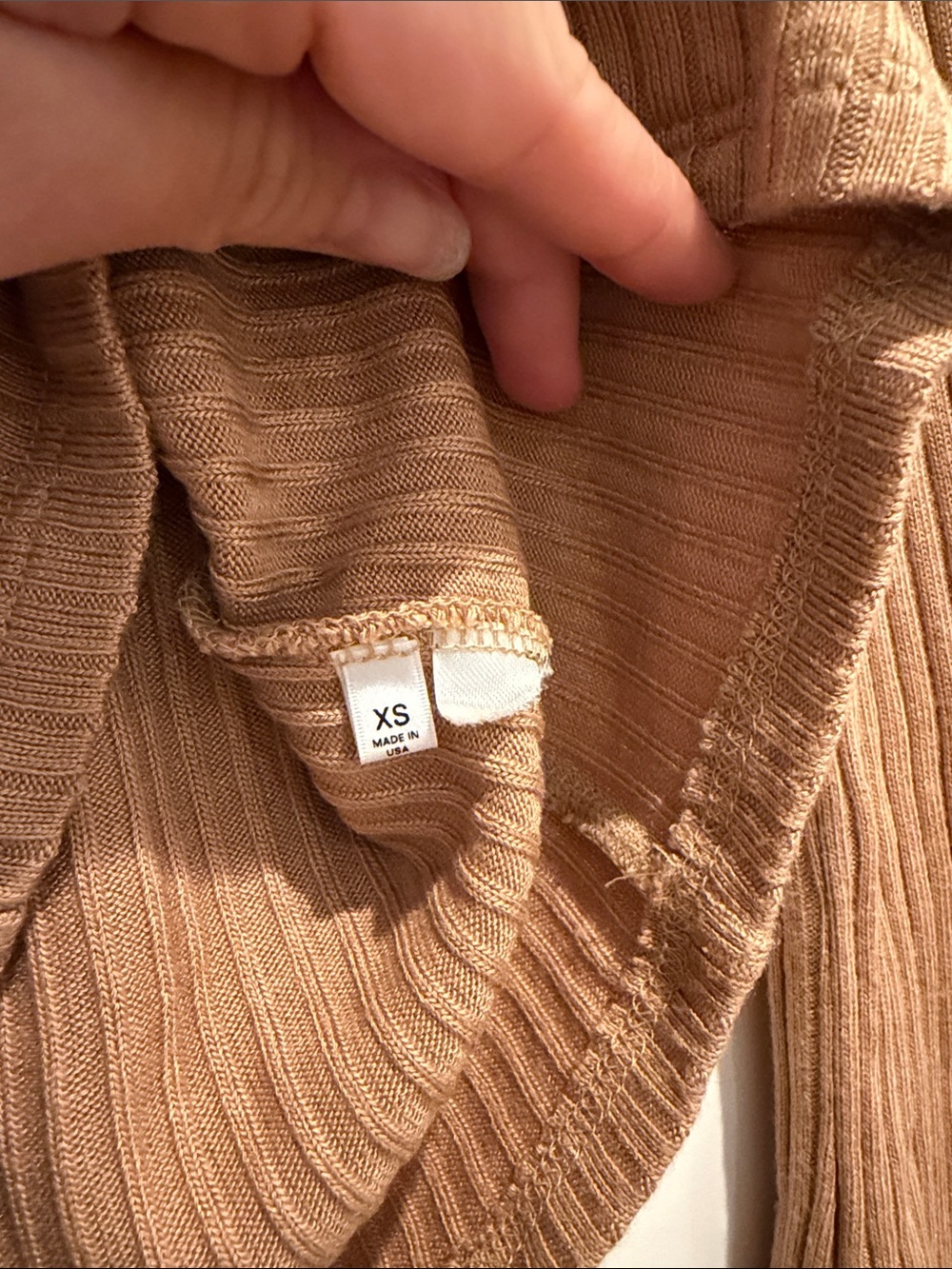 Reformation Ribbed V-Neck Button-Front Top — Caramel Brown - Picture 3 of 4
